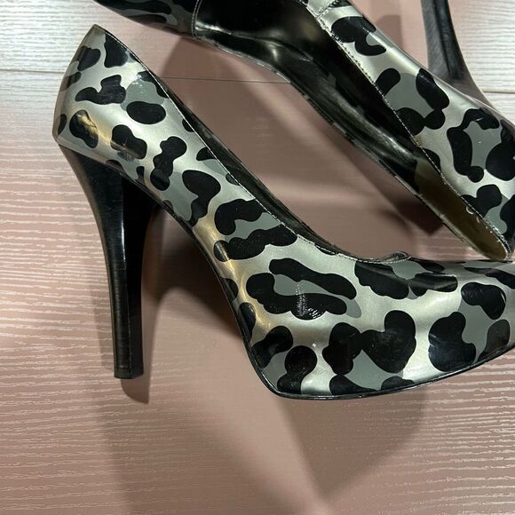 Carlos by Carlos Santana platonic heels Leopard - Picture 2 of 9